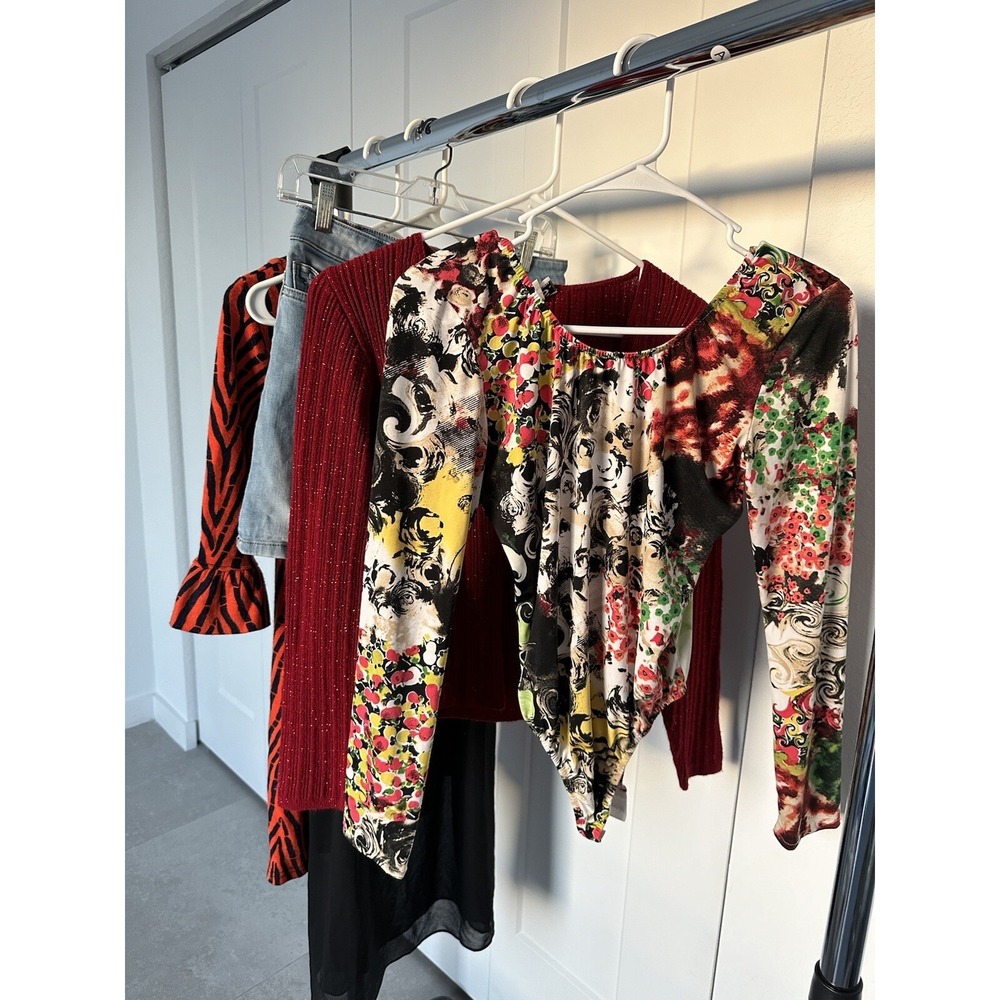 set of 5 pieces,blouses, dresses, multi-brand, multi-colored. size M. (C83)